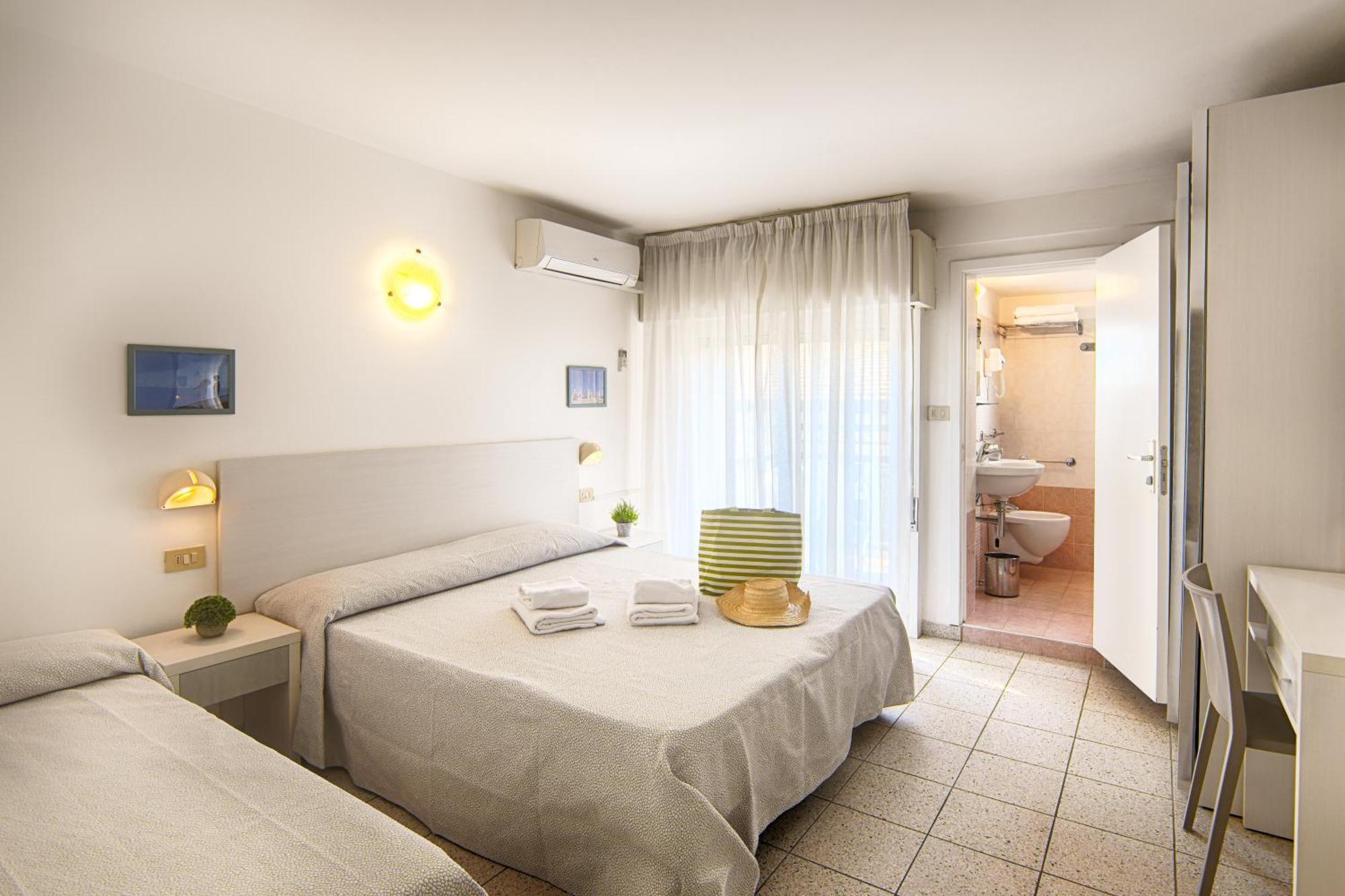 Hotel Le Pleiadi Bellaria-Igea Marina Exteriör bild