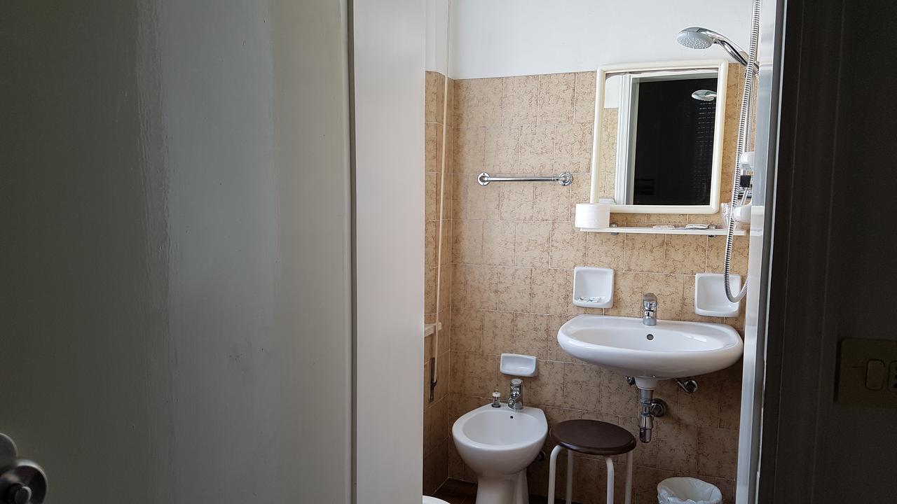 Hotel Le Pleiadi Bellaria-Igea Marina Exteriör bild